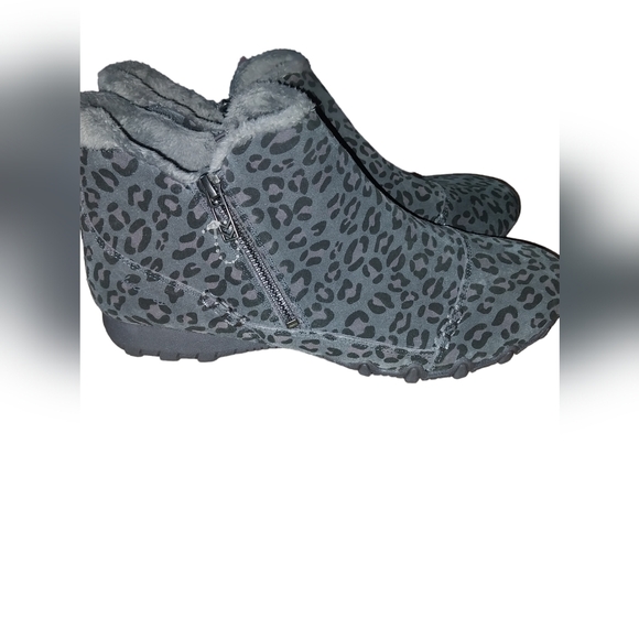 Skechers gray cheetah print booties size 10 - Picture 9 of 14